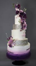 b_300_225_16777215_00_images_Tortu_beautiful-wedding-cakes-5-566x1024.jpg